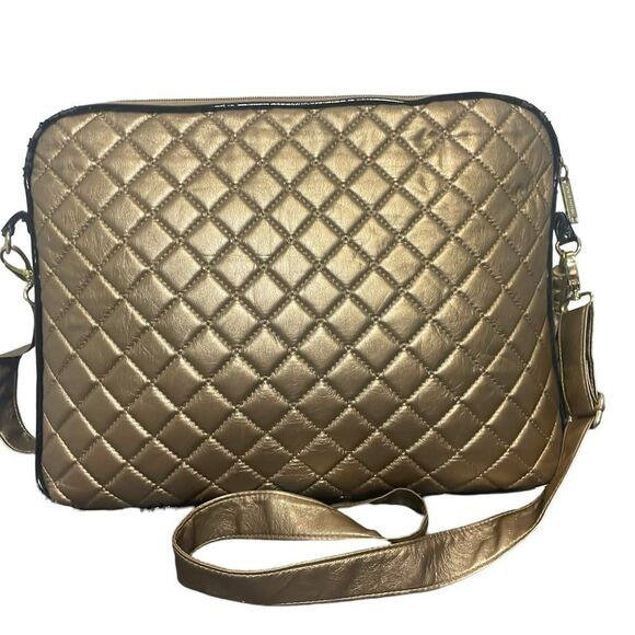 Steve Madden Gold Quilted Laptop Bag - Picture 2 of 8